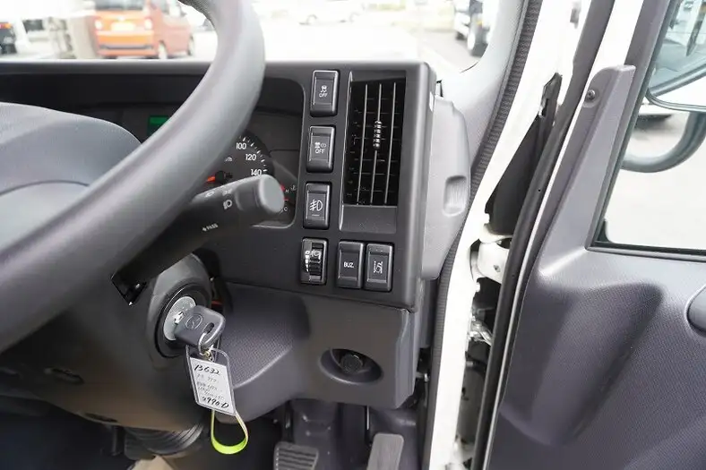 マツダ タイタン 小型 クレーン付 4段 ラジコンの中古トラック画像16