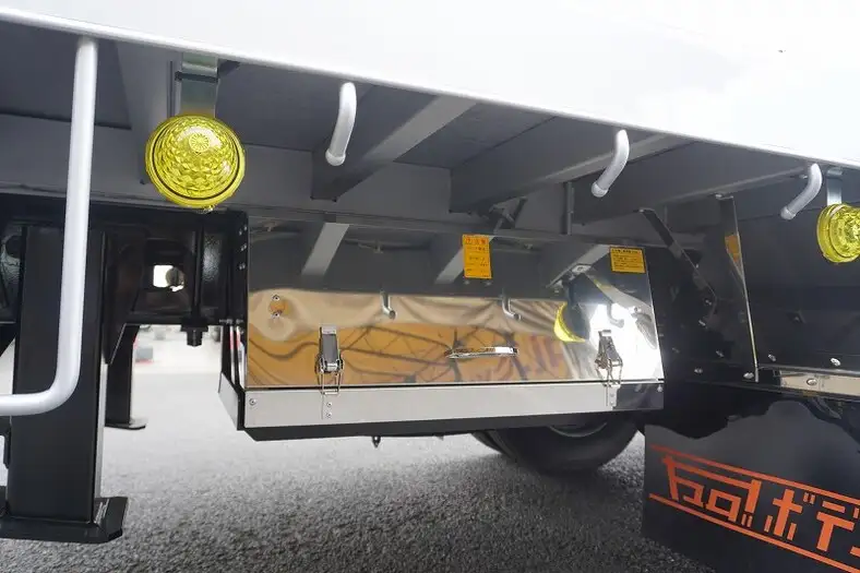 三菱 ファイター 中型/増トン 車両重機運搬 5段クレーン ラジコンの中古トラック画像16