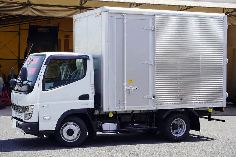 三菱 キャンター 小型 アルミバン サイドドア 2RG-FBA20 の中古トラック【車両No.148688】