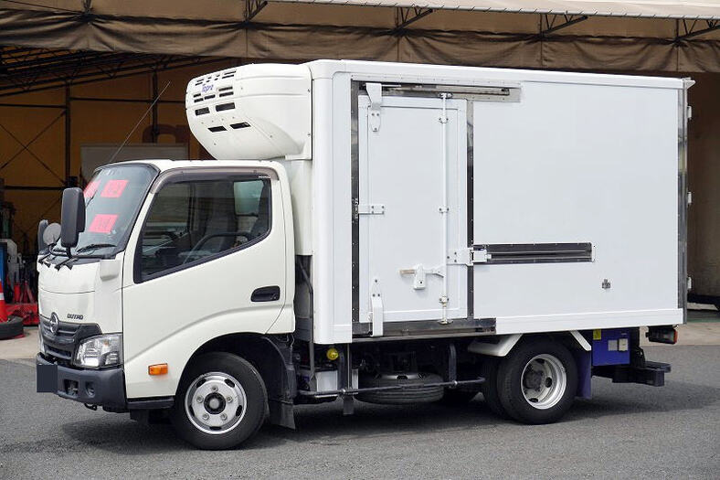 日野 デュトロ 小型 冷凍冷蔵 10尺 TPG-XZC605M