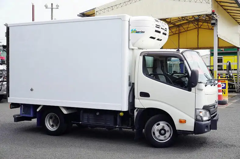 日野 デュトロ 小型 冷凍冷蔵 低温 スタンバイの中古トラック画像2