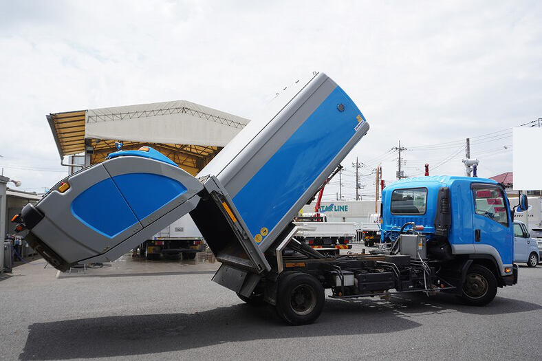 いすゞ フォワード 中型 パッカー車 巻き込み式 回転ダンプ式｜画像5
