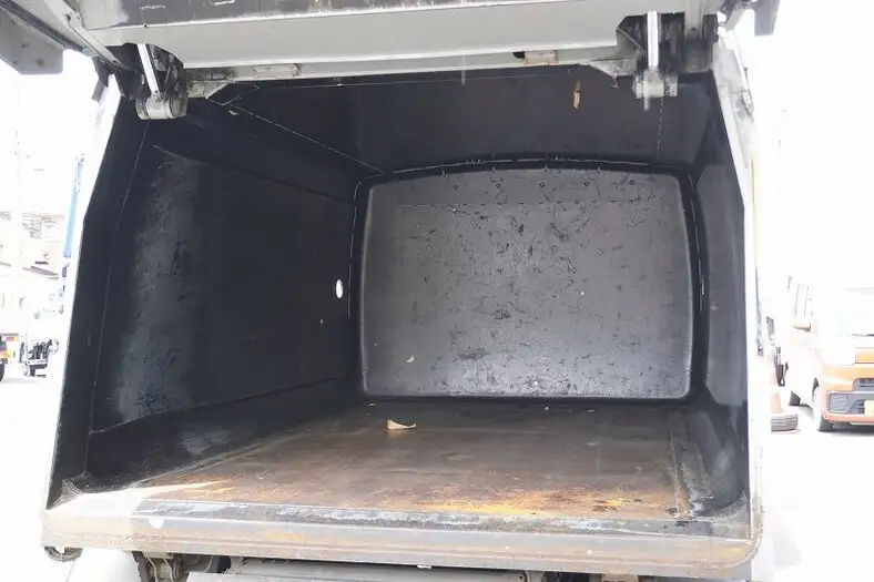 いすゞ フォワード 中型/増トン パッカー車 巻き込み式 回転ダンプ式の中古トラック画像8