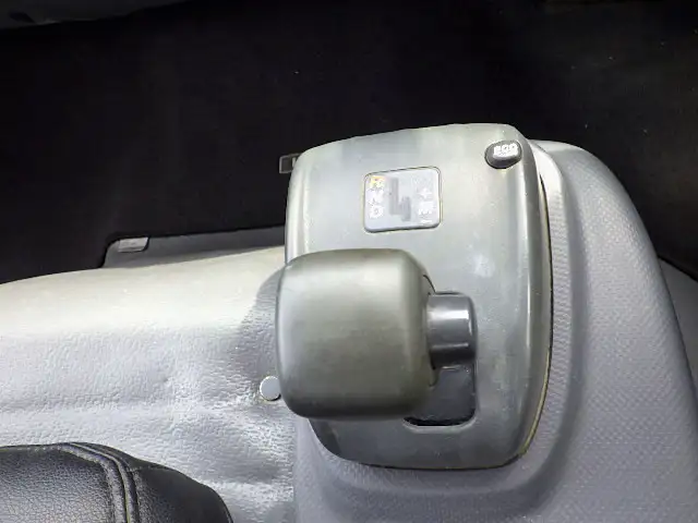 いすゞ エルフ 小型 平ボディ 床鉄板 PDG-NPR75Nの中古トラック画像12