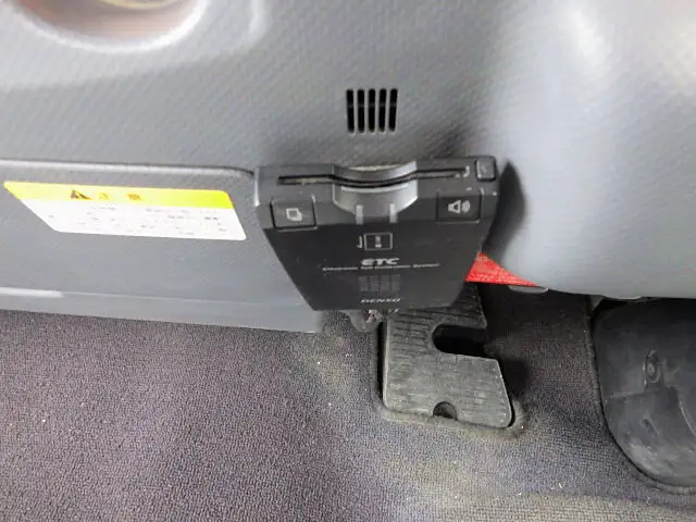 いすゞ エルフ 小型 平ボディ 床鉄板 PDG-NPR75Nの中古トラック画像11