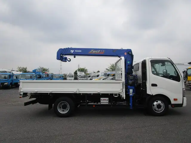 日野 デュトロ 小型 クレーン付 4段 ラジコンの中古トラック画像3