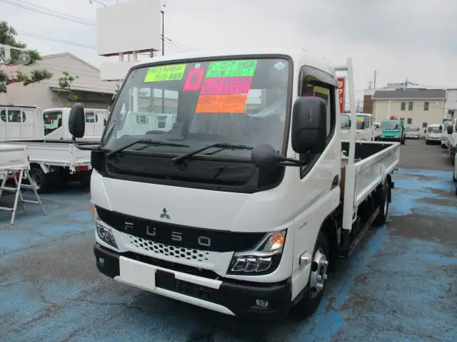 三菱 キャンター 小型 平ボディ 2RG-FEA20 R5 の中古トラック【車両No.148654】