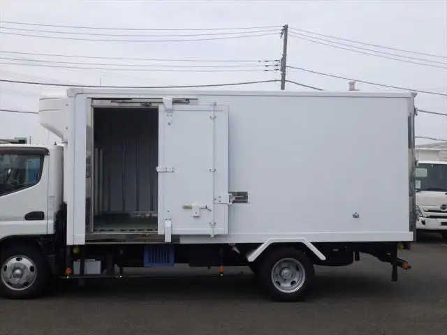 三菱 キャンター 小型 冷凍冷蔵 低温 スタンバイの中古トラック画像5