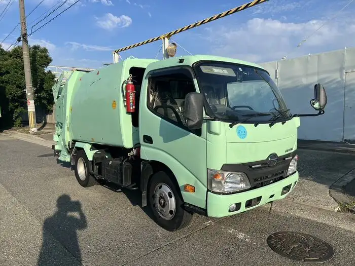 日野 デュトロ 小型 パッカー車 プレス式 TKG-XZU600Xの中古トラック画像2