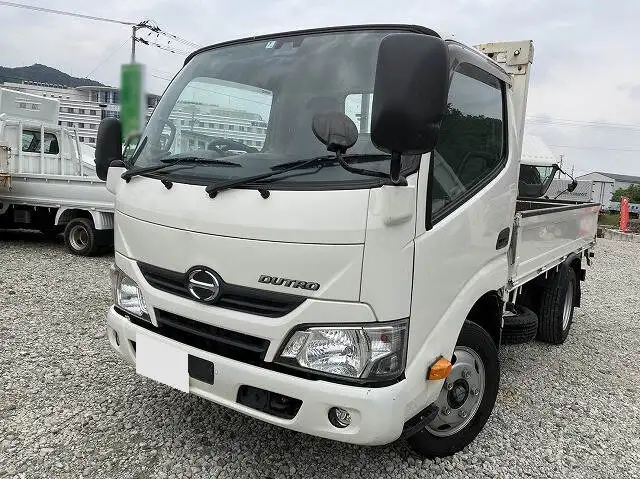 日野 デュトロ 小型 平ボディ TKG-XZU605M H30 の中古トラック【車両No.148846】