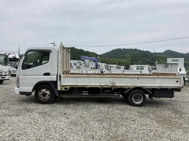 三菱 キャンター 小型 平ボディ 床鉄板 PA-FE82DEの中古トラック画像3