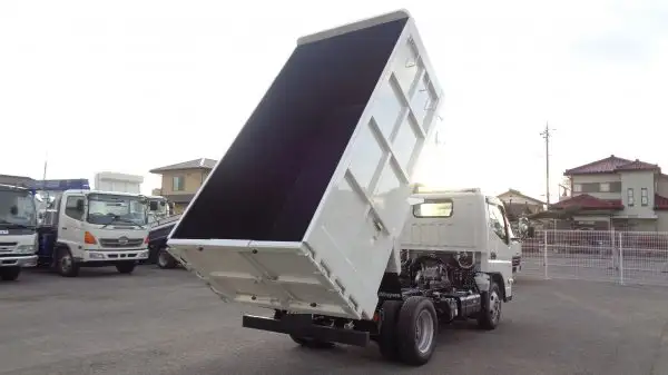 三菱 キャンター 小型 ダンプ 土砂禁 2RG-FBA60の中古トラック画像2