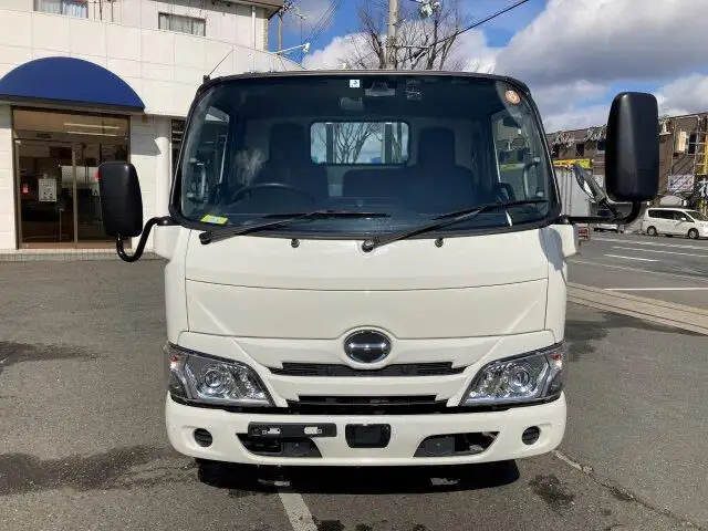 日野 デュトロ 小型 平ボディ 床鉄板 2RG-XZC605Mの中古トラック画像2