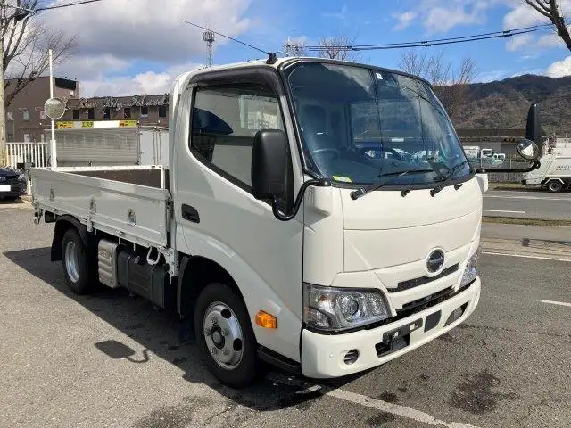 日野 デュトロ 小型 平ボディ 床鉄板 2RG-XZC605Mの中古トラック画像3