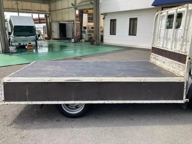トヨタ ダイナ 小型 平ボディ TPG-XZU605 H29の中古トラック画像4