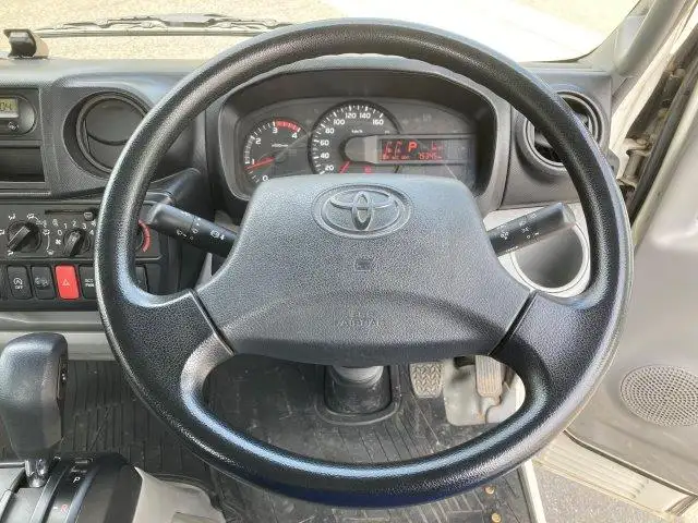 トヨタ ダイナ 小型 平ボディ TPG-XZU605 H29の中古トラック画像9