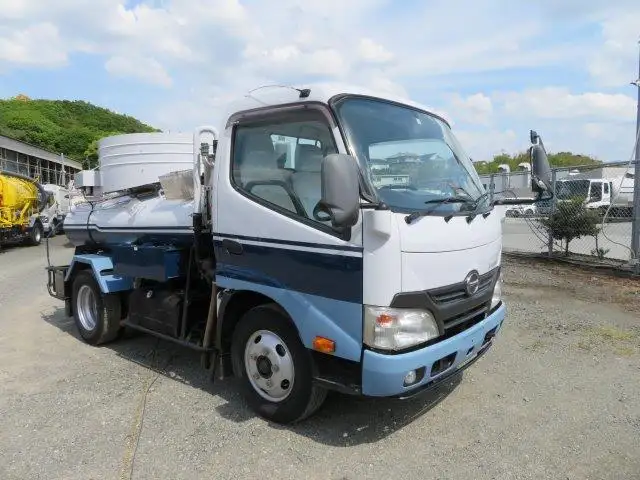 日野 デュトロ 小型 タンク車 バキューム TKG-XZU600Xの中古トラック画像3