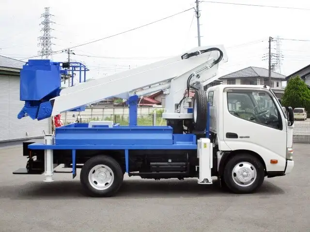 日野 デュトロ 小型 高所・建柱車 高所作業車 SKG-XZU600Eの中古トラック画像3