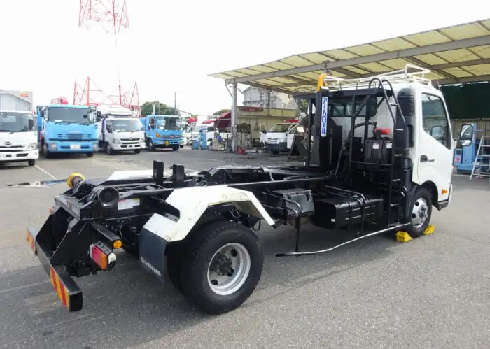日野 デュトロ 小型 アームロール ツインホイスト TKG-XZU712Mの中古トラック画像3