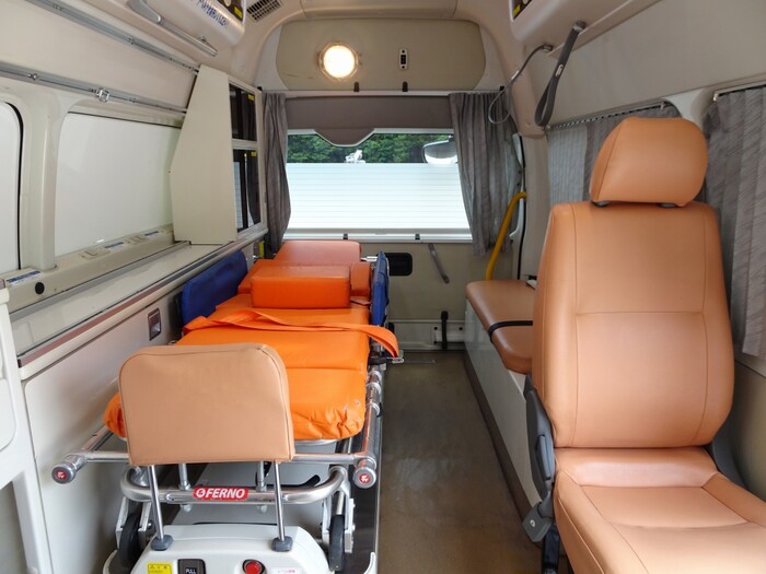 トヨタ ハイエース 小型 特殊車両 CBF-TRH226S H28｜画像8