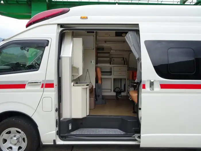 トヨタ ハイエース 小型 特殊車両 CBF-TRH226S H28の中古トラック画像3