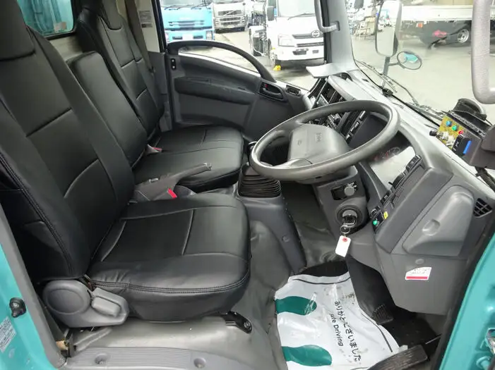 いすゞ エルフ 小型 パッカー車 プレス式 SKG-NMR85Nの中古トラック画像9
