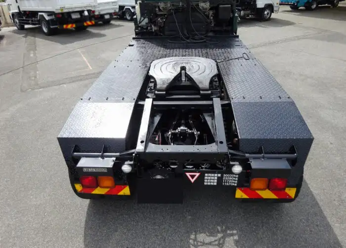 いすゞ ギガ 大型 トラクター ハイルーフ 2デフの中古トラック画像5