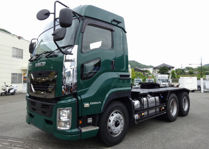 いすゞ ギガ 大型 トラクター QDG-EXZ52BJ