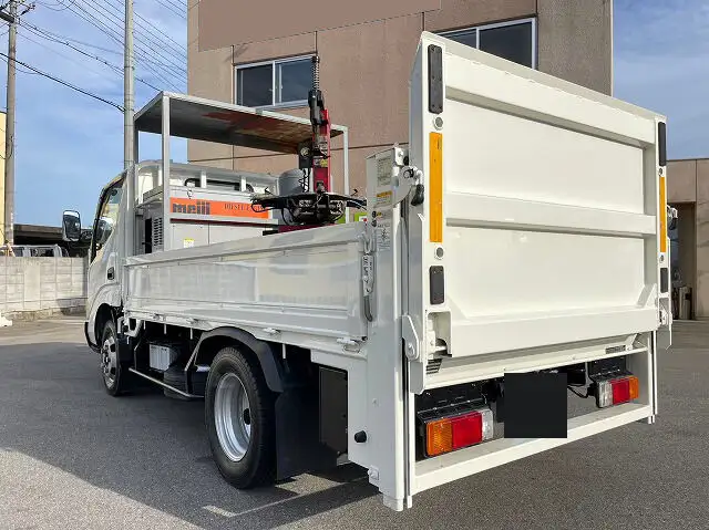 トヨタ ダイナ 小型 平ボディ パワーゲート BDG-XZU308の中古トラック画像6