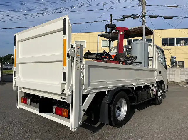 トヨタ ダイナ 小型 平ボディ パワーゲート BDG-XZU308の中古トラック画像4