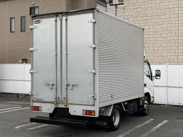 トヨタ トヨエース 小型 アルミバン サイドドア TPG-XZC605の中古トラック画像4
