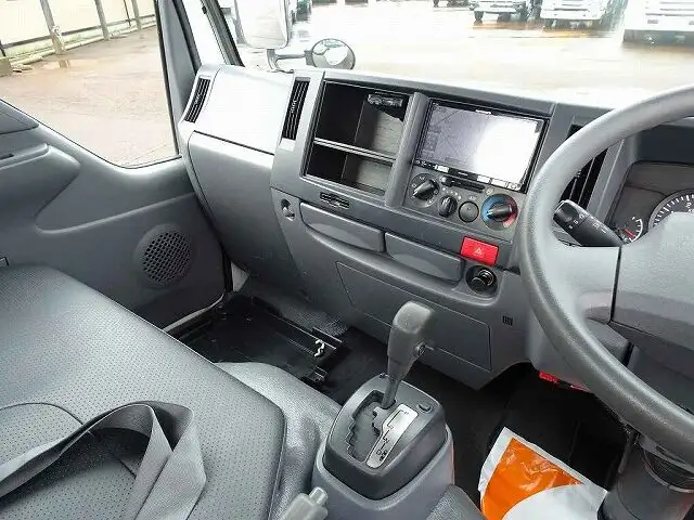 いすゞ エルフ 小型 平ボディ TPG-NJR85A H30の中古トラック画像10
