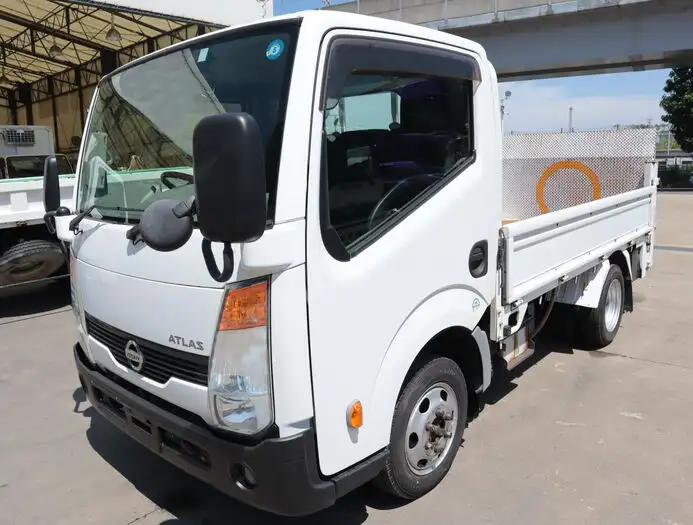 日産 アトラス 小型 平ボディ パワーゲート 床鉄板 の中古トラック【車両No.149144】