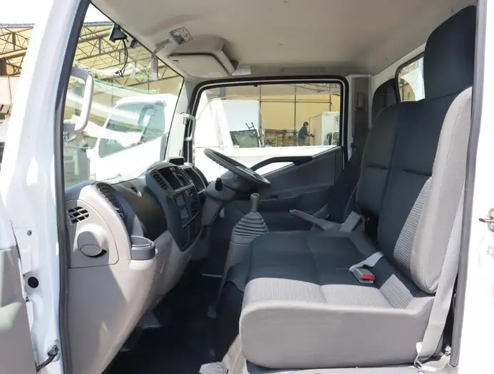 日産 アトラス 小型 平ボディ パワーゲート 床鉄板の中古トラック画像11