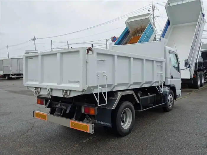三菱 キャンター 小型 ダンプ 土砂禁 ステンレス張りの中古トラック画像3