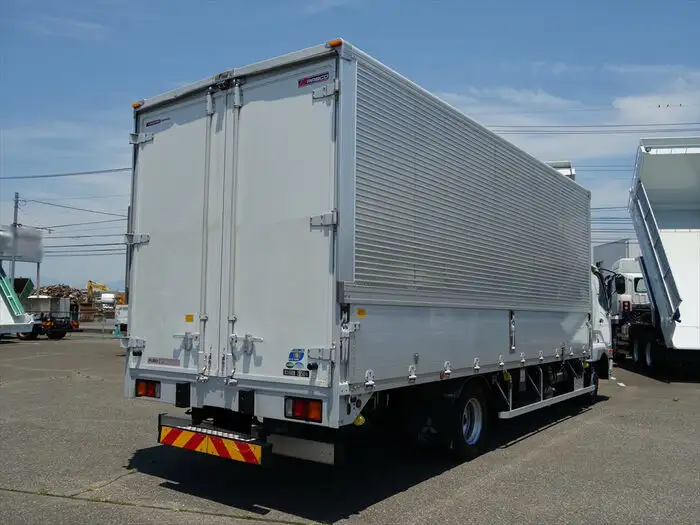 三菱 ファイター 中型/増トン ウイング エアサス ベッドの中古トラック画像3