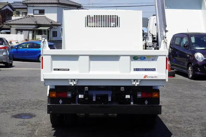 三菱 キャンター 小型 ダンプ 強化 2RG-FBA60の中古トラック画像4