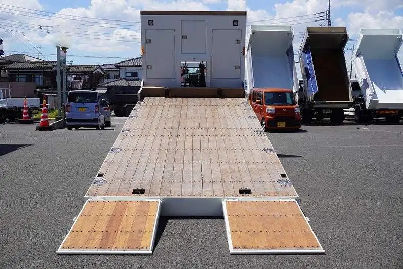 三菱 ファイター 中型/増トン 車両重機運搬 ラジコン ウインチの中古トラック画像2