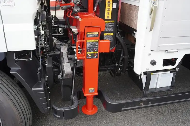 三菱 キャンター 小型 クレーン付 アルミブロック 4段の中古トラック画像8