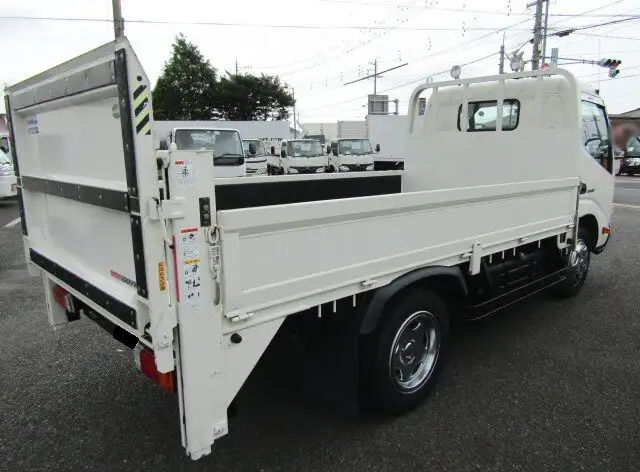 日野 デュトロ 小型 平ボディ パワーゲート TKG-XZU640Mの中古トラック画像2