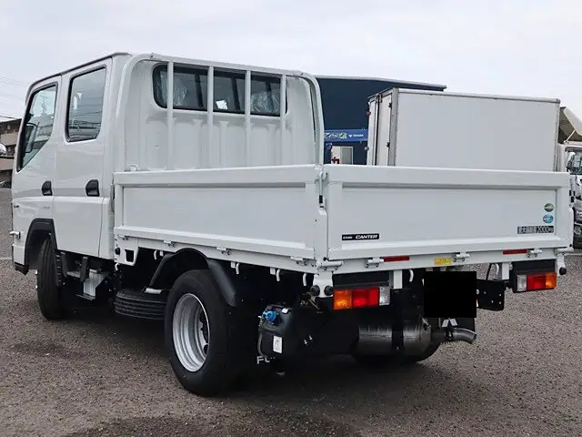三菱 キャンター 小型 平ボディ Wキャブ 2RG-FBA20の中古トラック画像6