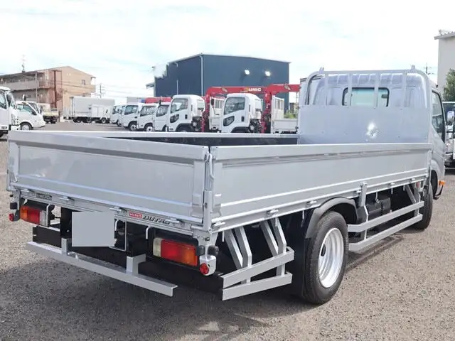 日野 デュトロ 小型 平ボディ TKG-XZU655M H31/R1の中古トラック画像4