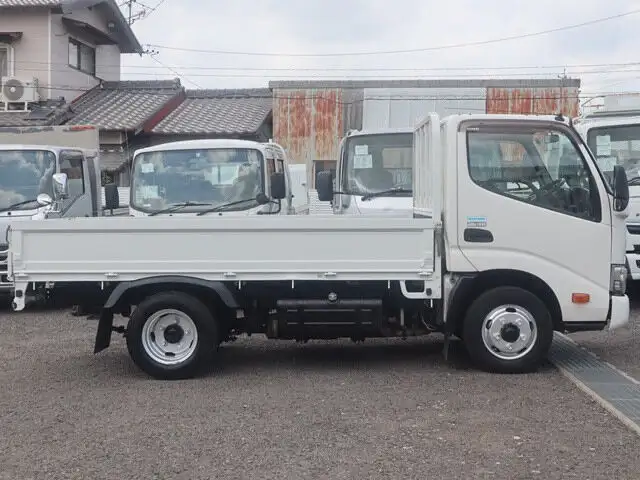 日野 デュトロ 小型 平ボディ 床鉄板 TKG-XZC605Mの中古トラック画像3