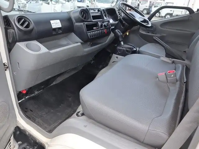 日野 デュトロ 小型 平ボディ 床鉄板 TKG-XZC605Mの中古トラック画像12