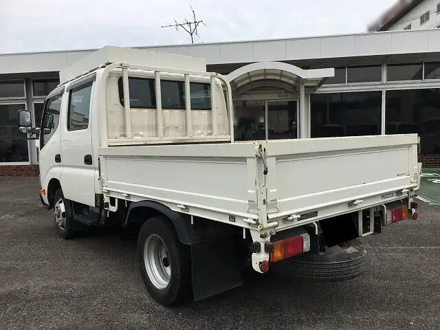 トヨタ ダイナ 小型 平ボディ Wキャブ TKG-XZU605の中古トラック画像4