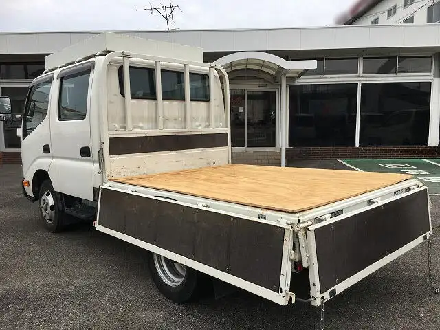 トヨタ ダイナ 小型 平ボディ Wキャブ TKG-XZU605の中古トラック画像5