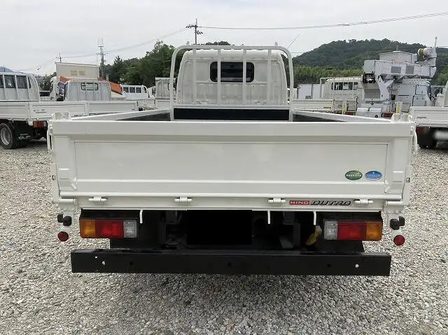 日野 デュトロ 小型 平ボディ 床鉄板 TKG-XZU645Mの中古トラック画像3