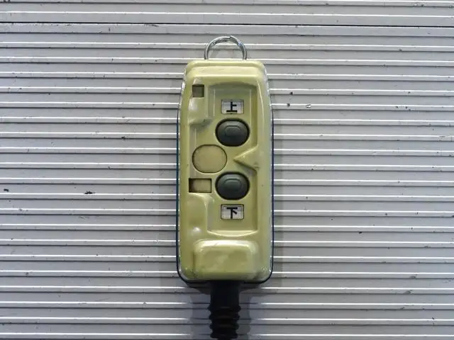 三菱 キャンター 小型 アルミバン パワーゲート サイドドアの中古トラック画像10