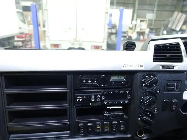 三菱 ファイター 中型/増トン アルミバン パワーゲート 2KG-FK71Fの中古トラック画像15