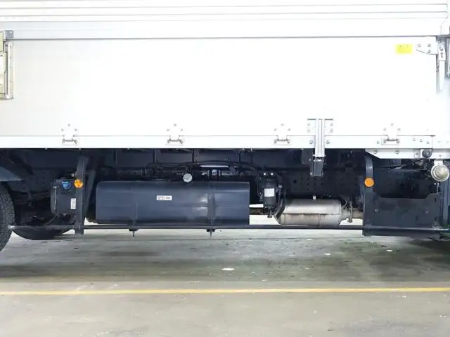 三菱 キャンター 小型 ウイング TPG-FEB50 H28の中古トラック画像15